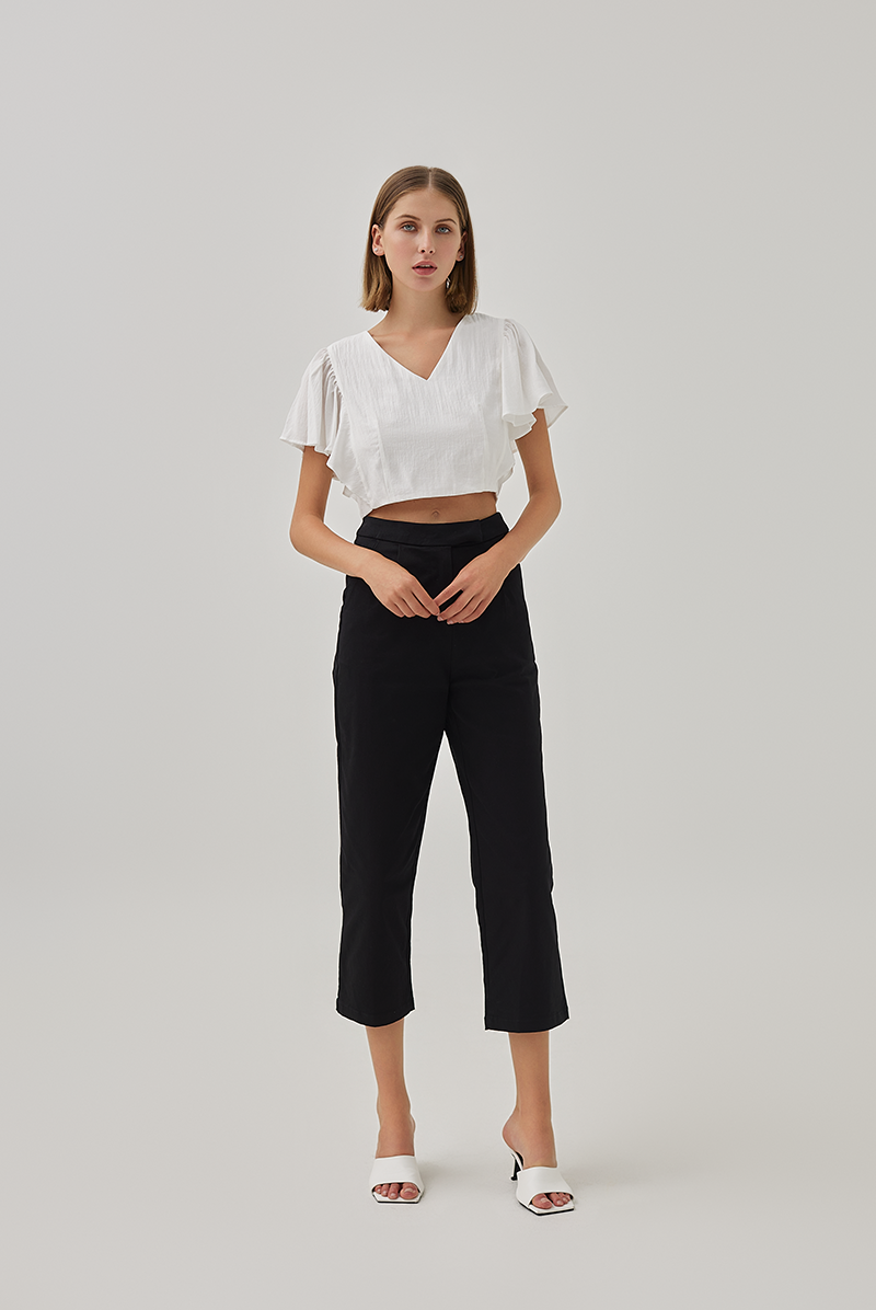 Iora Straight Leg Crop Pants in Black