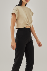 Tori Tapered Crop Pants in Black