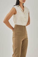 Tori Tapered Crop Pants in Taupe