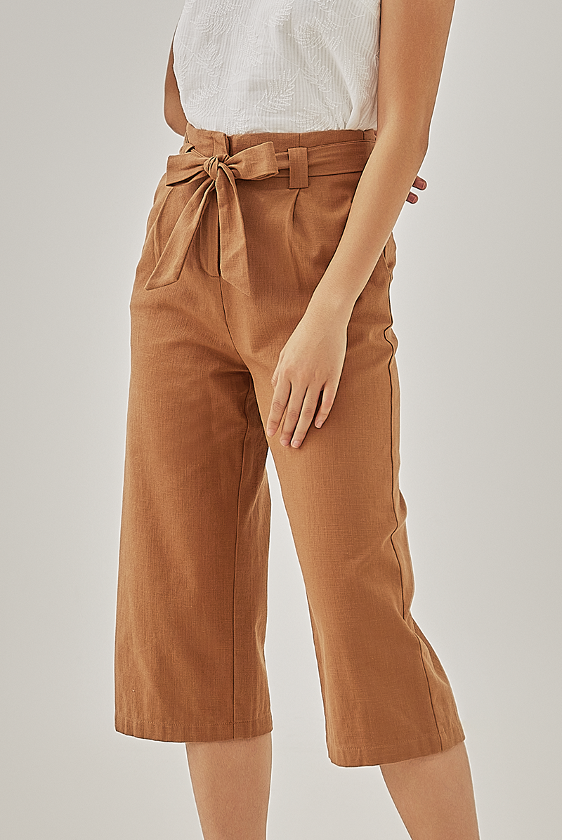 Ria Straight-Cut Culottes in Coffee