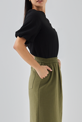 Perry Elasticated Midi Skirt in Moss Green