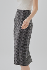 Ana Pencil Tweed Textured Skirt in Black