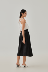 Leona Textured Midi Skirt in Black