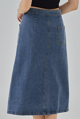 Cherie Denim Button-Up Skirt in Dark Denim