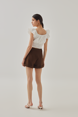 Kensly Cuffed-Hem Shorts in Walnut