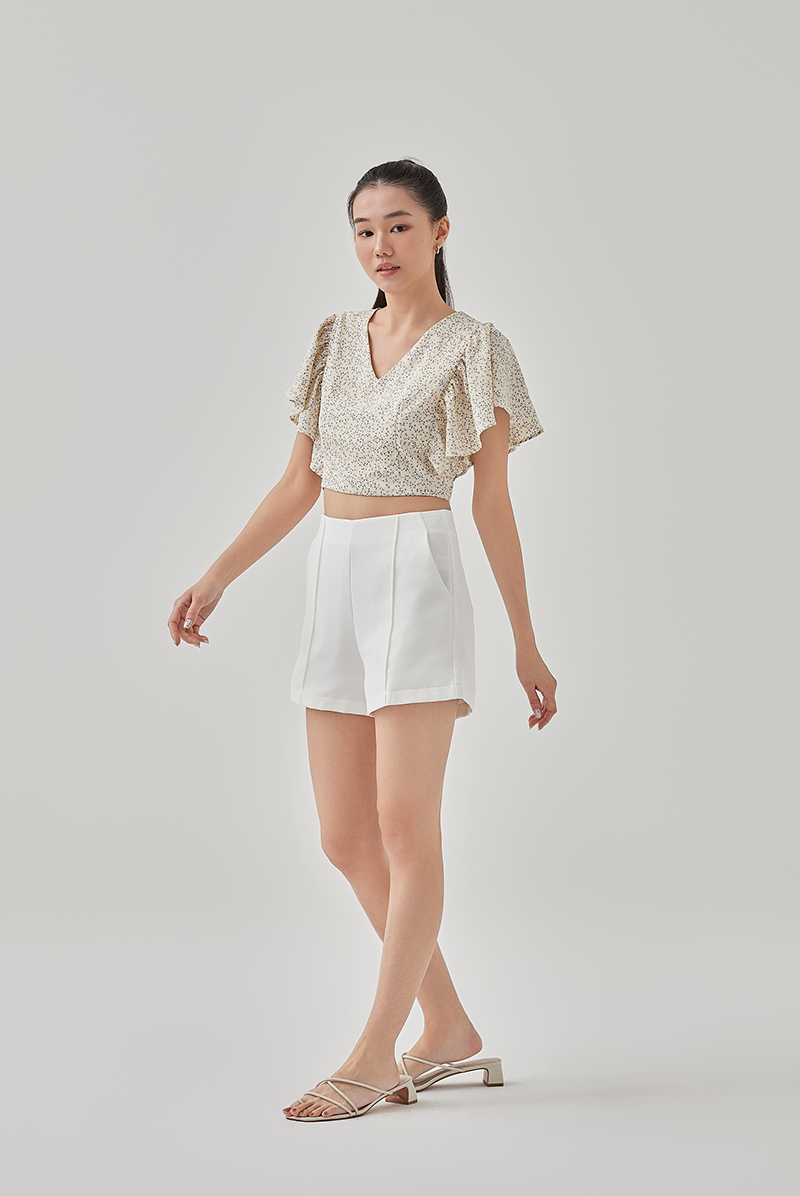 Kayleen Pleated Detail Shorts in White