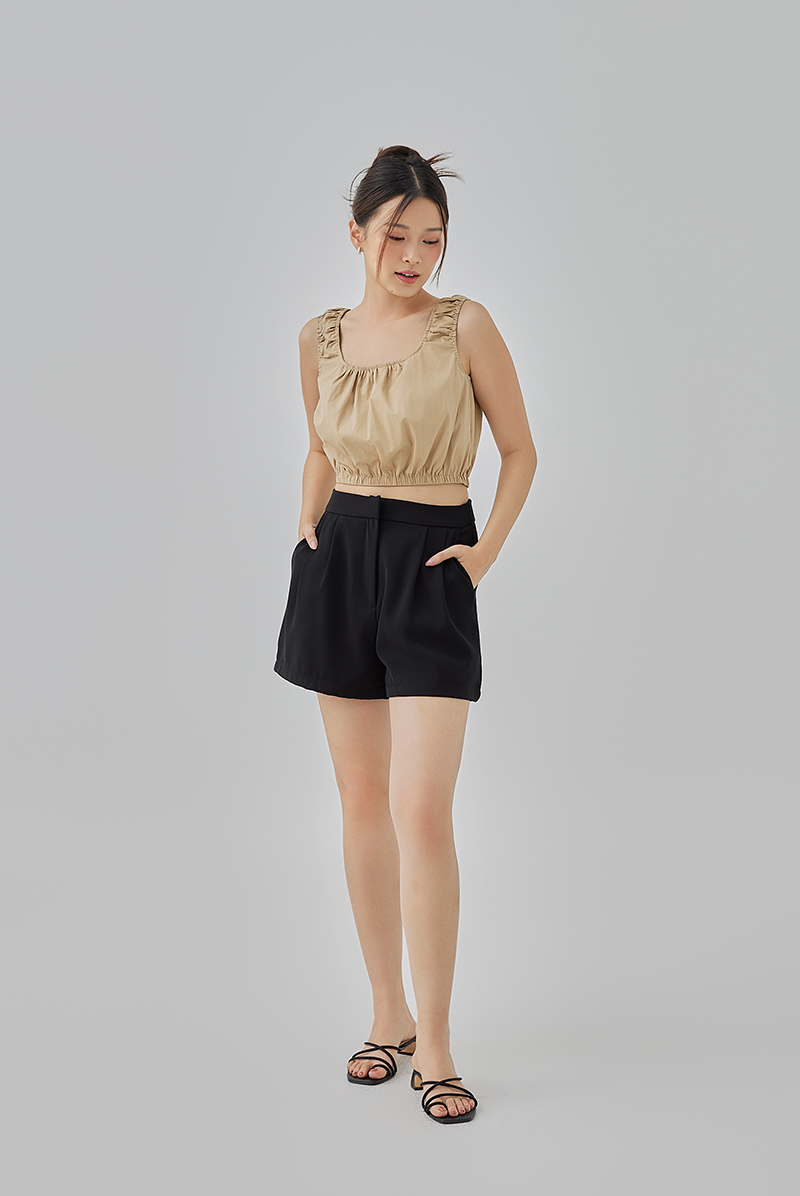 Kell Double Pleated Shorts in Black