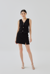 Kandice V-Neck Vest in Black