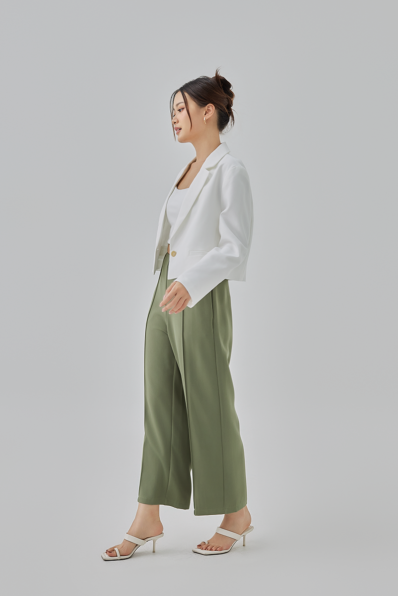Kelyn Cropped Single Button Blazer in White
