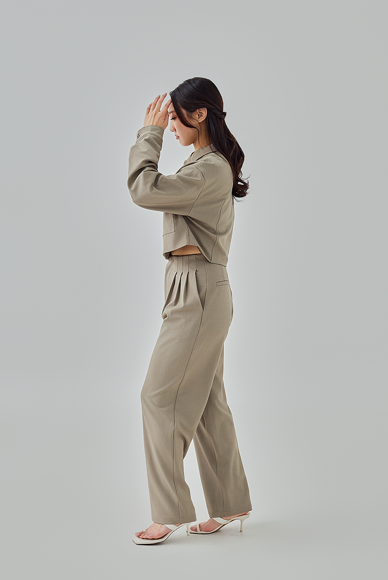Aida Zip-Up Jacket in Truffle