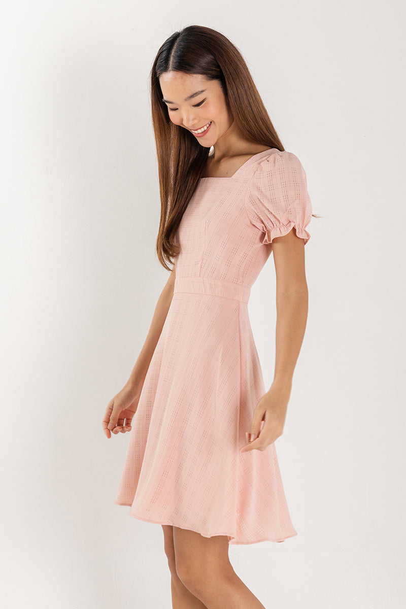 Cheyenne Square Neck Textured Dress in Dusty Pink