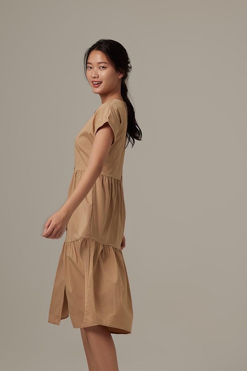 Jolene Tiered Dress in Khaki