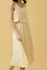 Sherly Ruched Waist Dress in Apricot