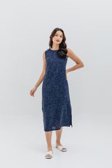 Branwen Basic Midi Dress in Dark Blue