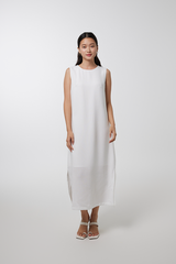 Branwen Basic Midi Dress in White