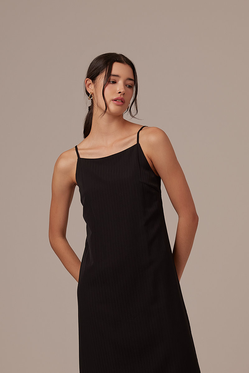 Regina Midaxi Dress in Black