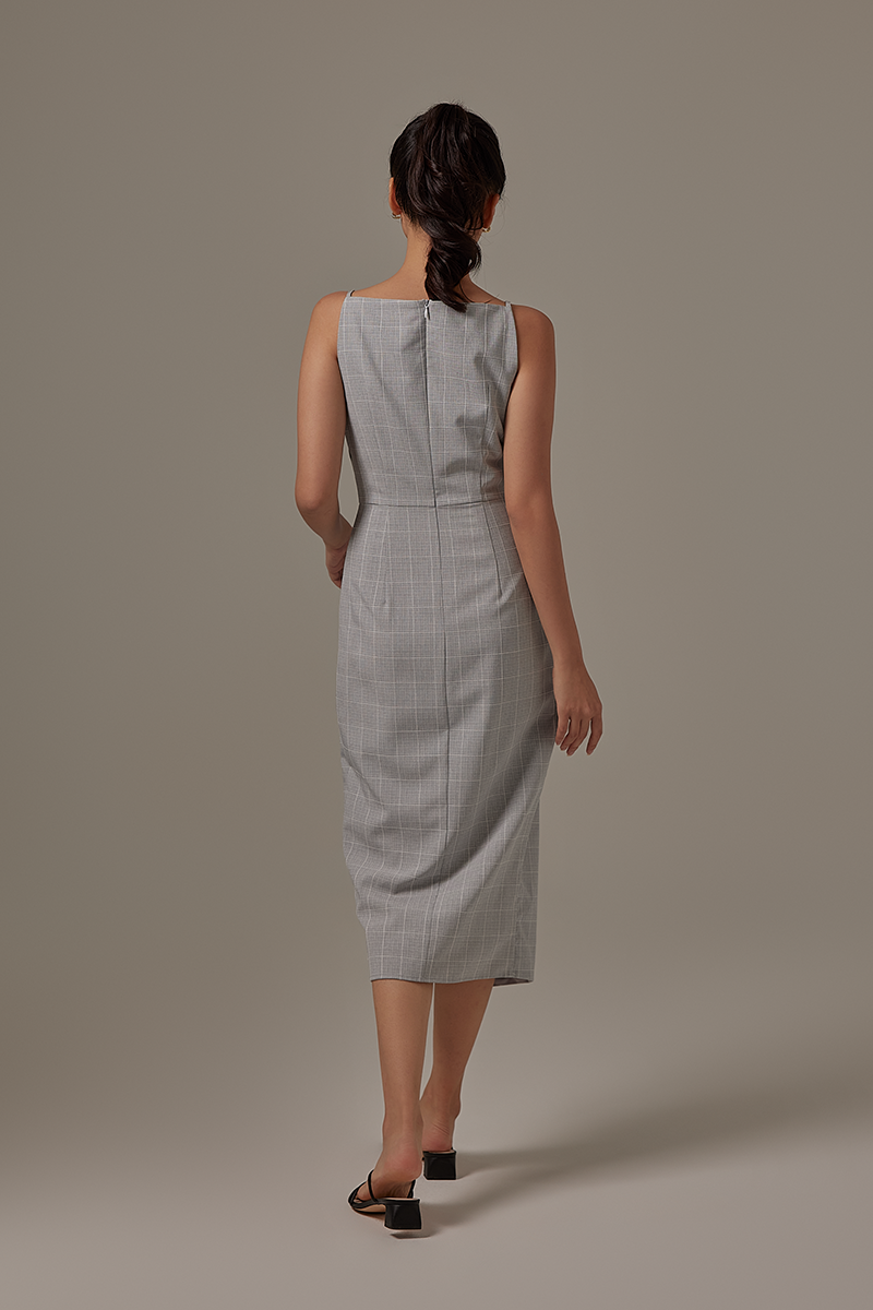 Wynne Wrapped Midi Dress in Grey