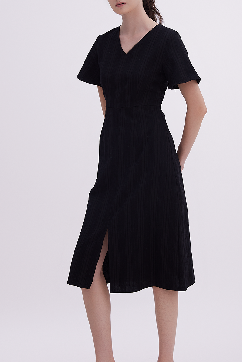 Cadynn Front Slit Dress in Black