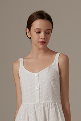Percyn Floral Embroidered Dress in White