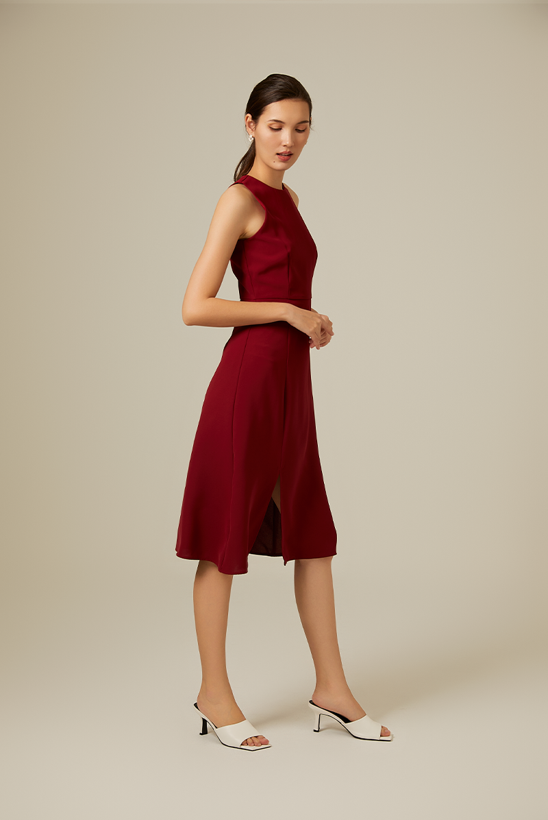 Cyndee Side Slit Dress in Maroon