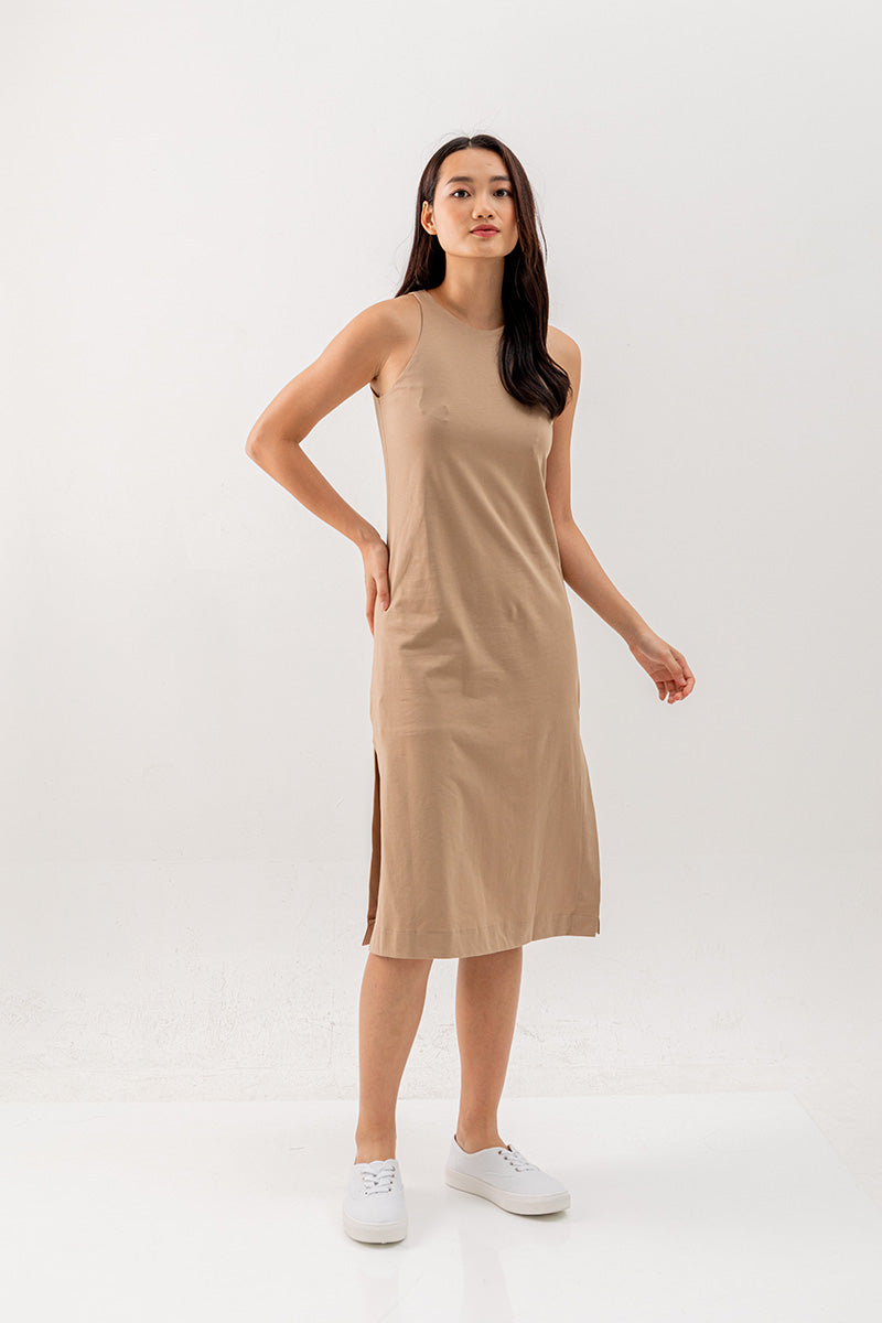 Krisan Sleeveless Side Slit Dress in Brown