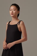 Starley Ribbon Tiered Dress in Black