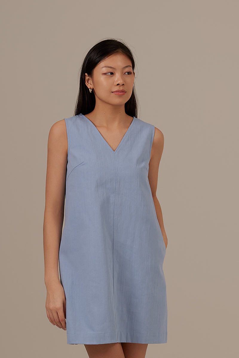 Jan Shift Dress in Light Blue