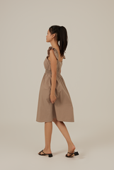 Tailyn Smocked Waist Dress in Clay