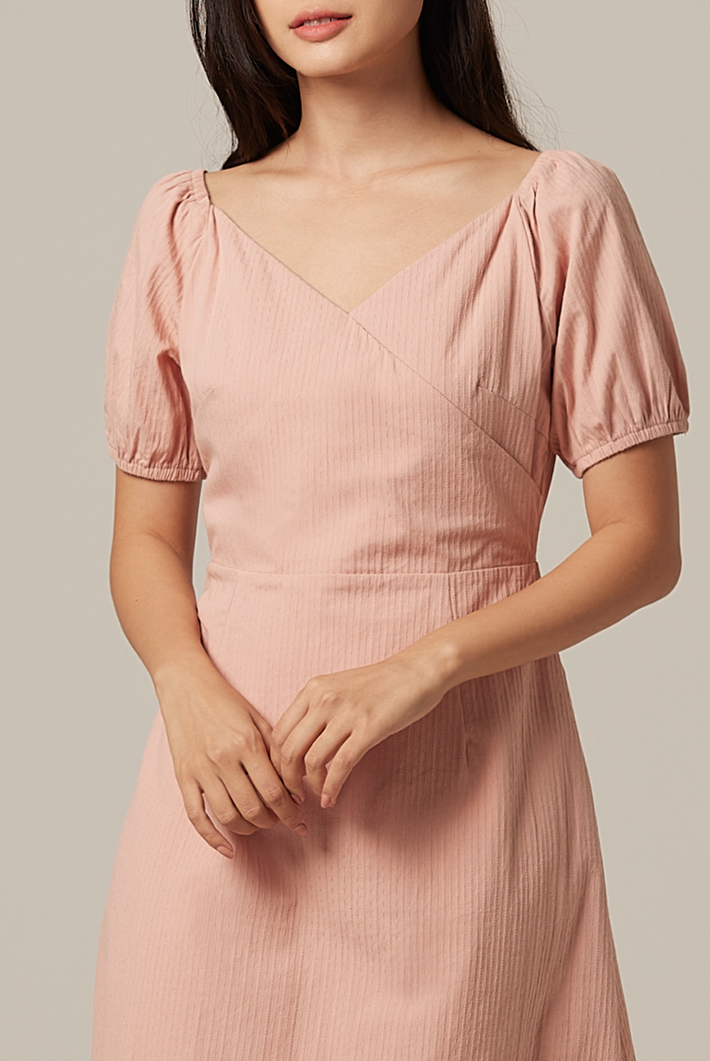 Mindy V-Neck Textured Dress in Dusty Pink