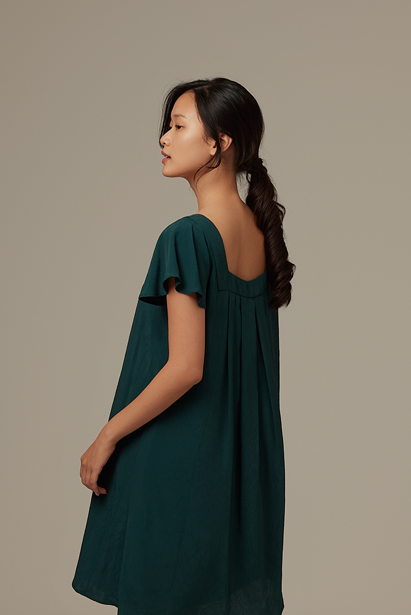 Alexa Flutter Sleeve Dress in Pine