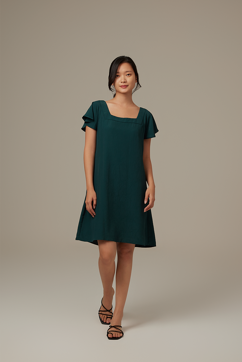 Alexa Flutter Sleeve Dress in Pine
