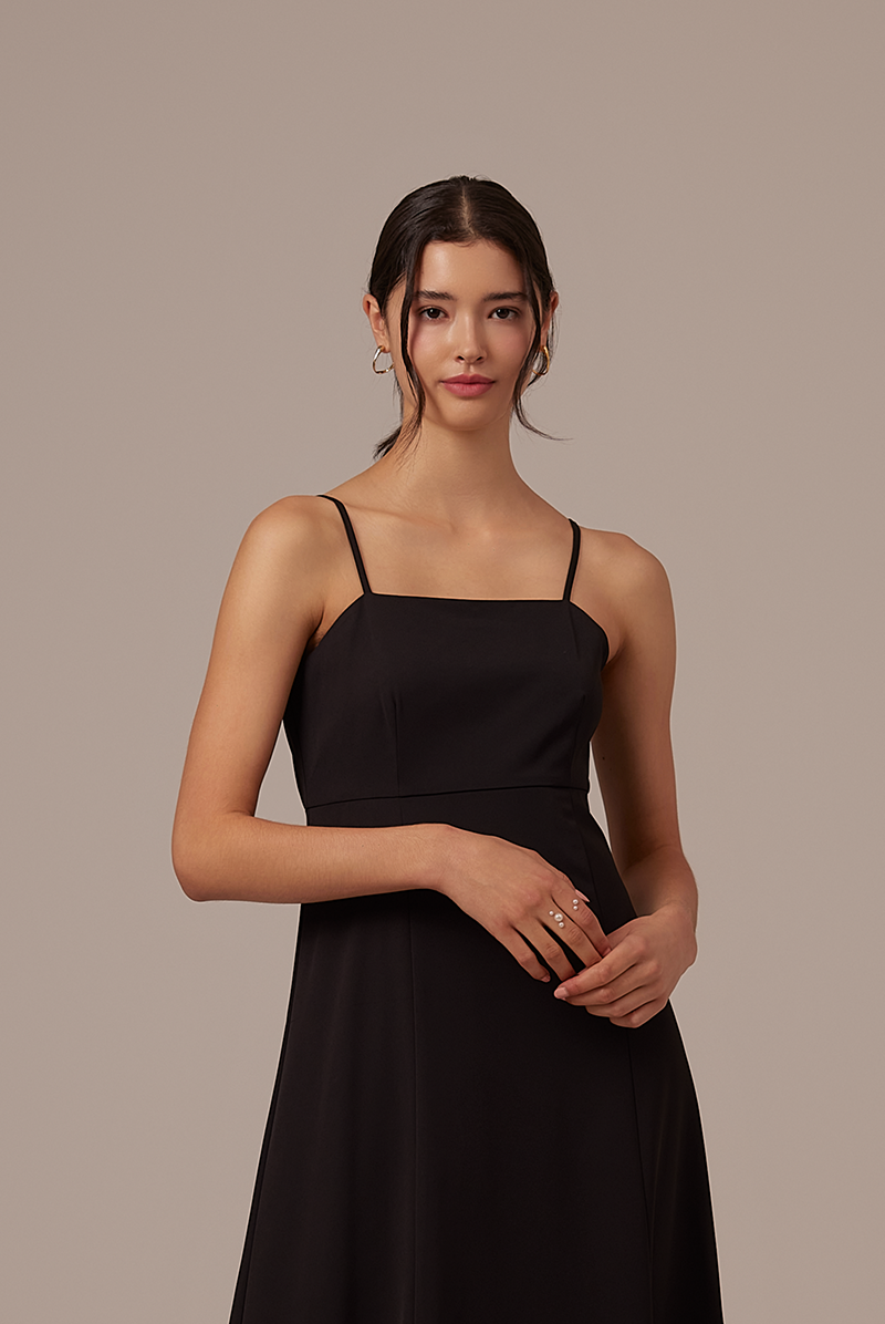 Devi Sleeveless Dress in Black
