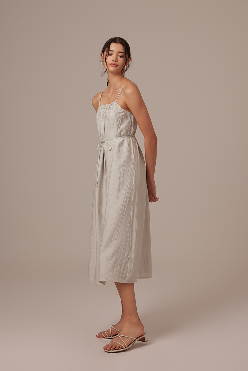 Leah Textured Midi Dress in Willow