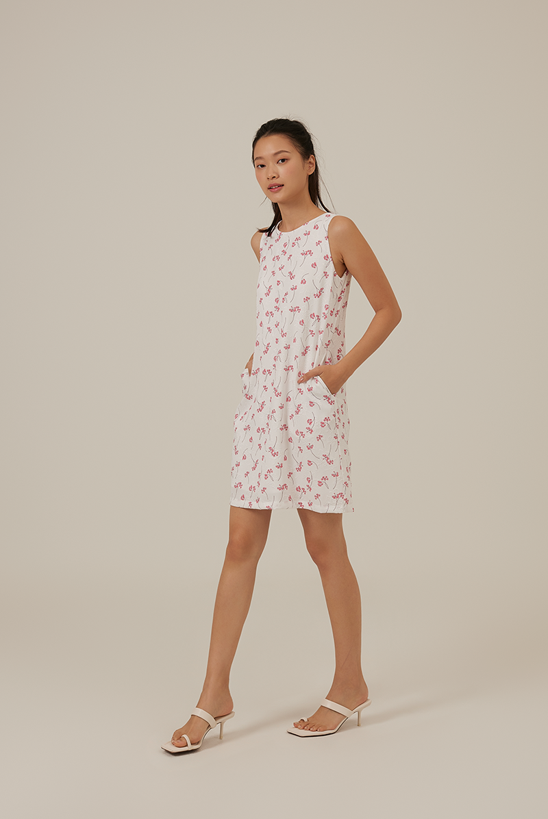 Adelyn Embroidery Shift Dress in Raspberry