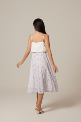 Jelina V-Neck Floral Dress in Lilac