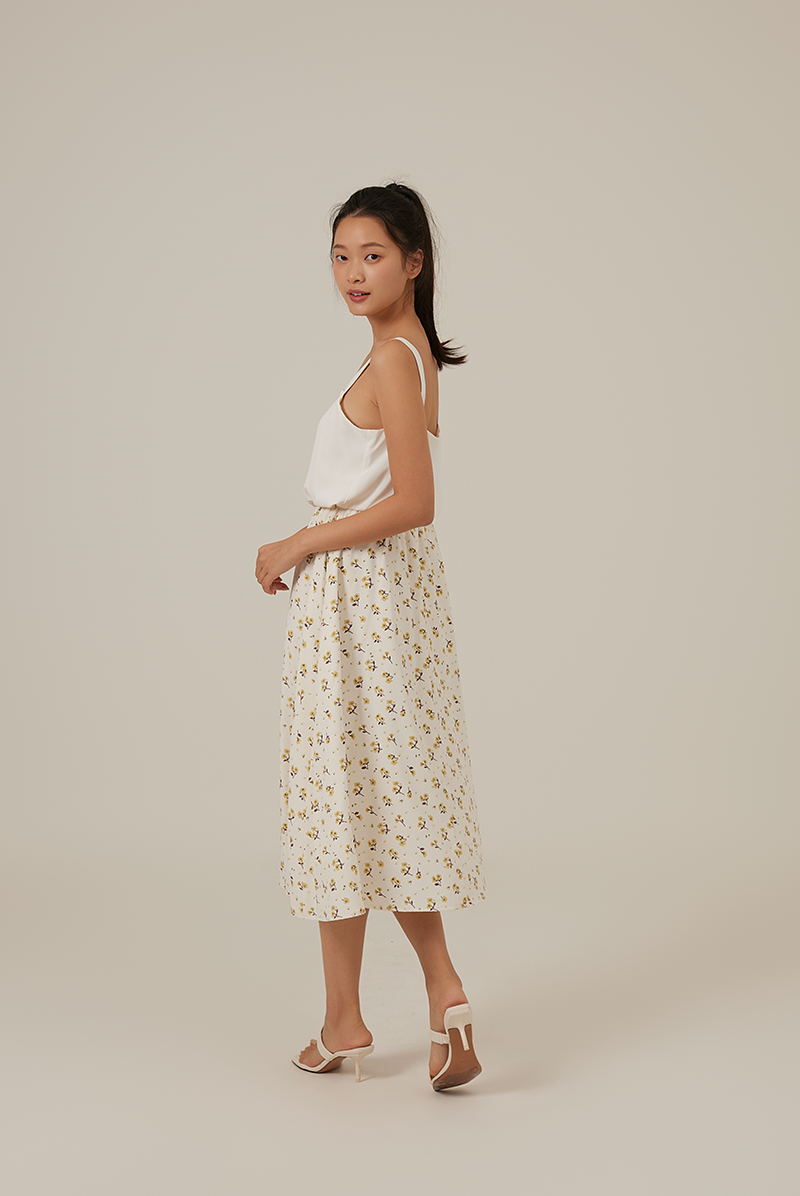 Amor Floral Sleeveless Dress in White