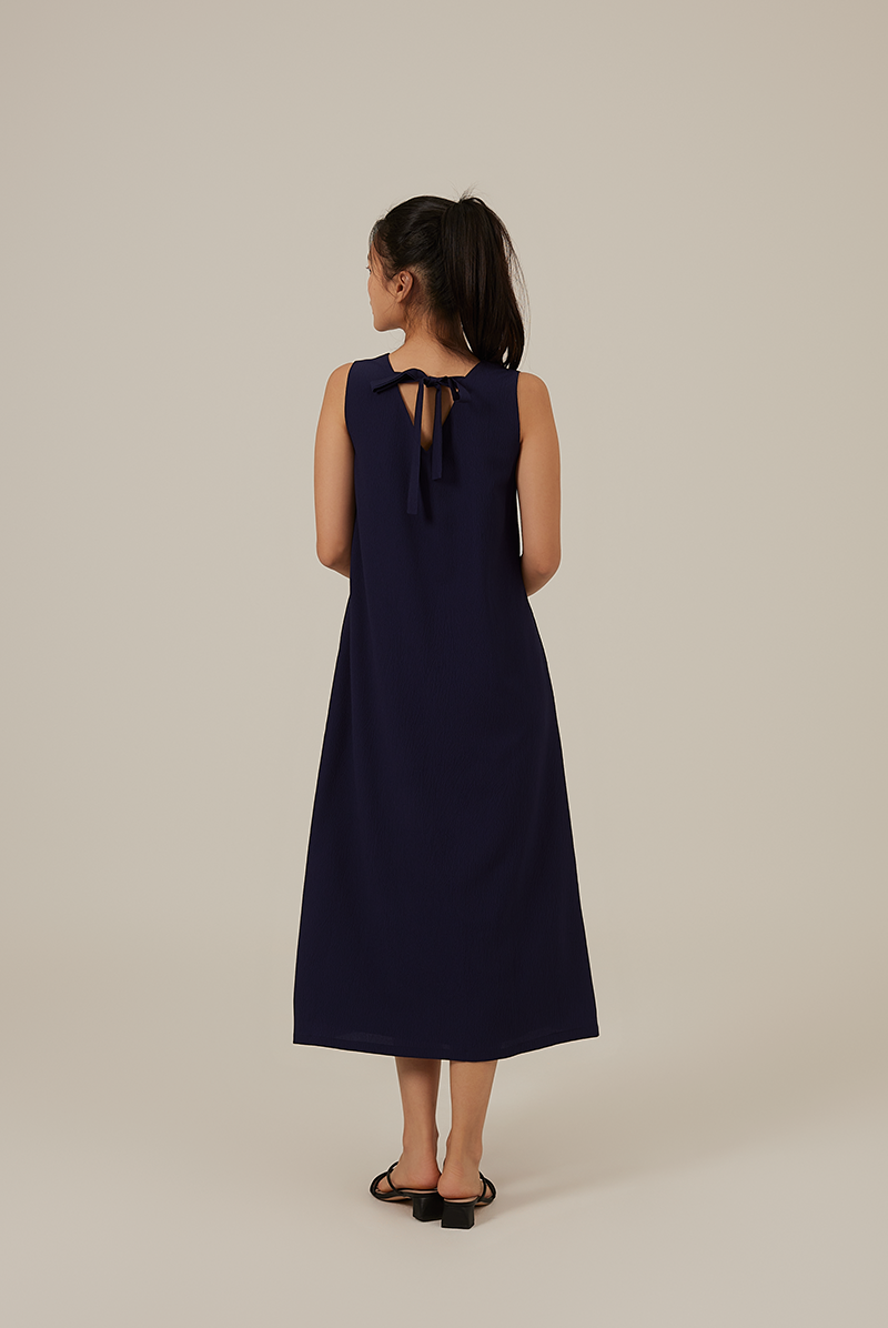 Tinlyn Ribbon V-neck Dress in Navy Blue