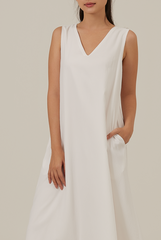 Tinlyn Ribbon V-neck Dress in White