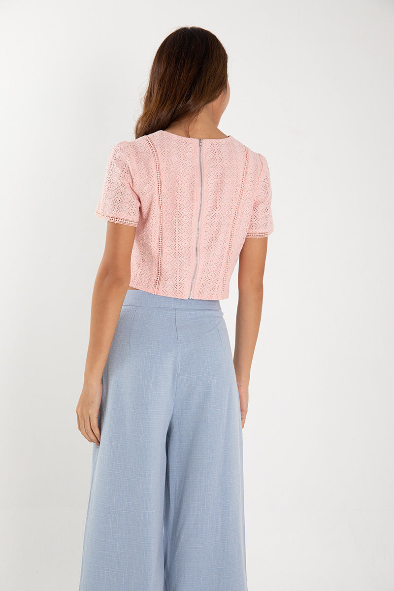 Gina Textured Top in Light Pink