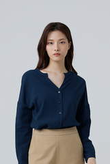 Meghan Relaxed Shirt in Navy Blue