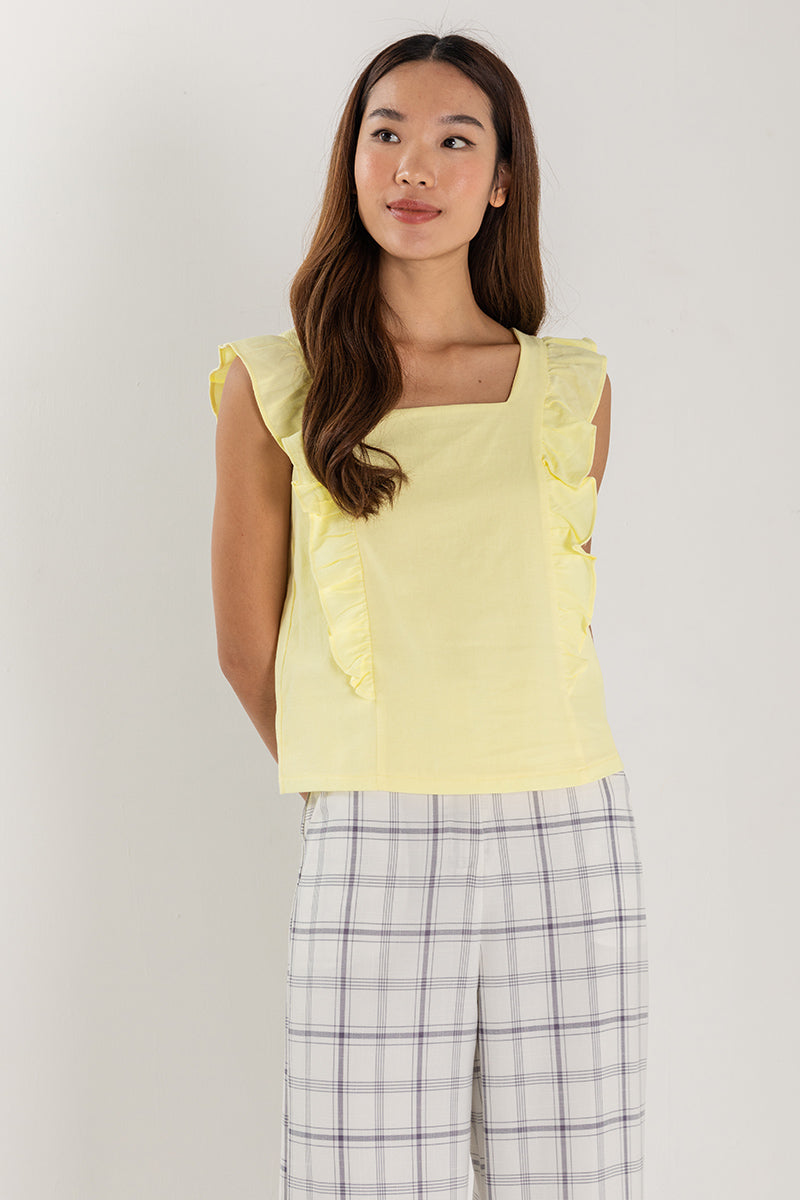 Sofiana Flutter Sleeves Top in Daffodil