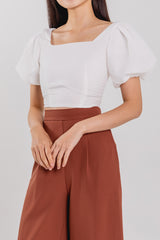Everdena Puff Sleeves Crop Top