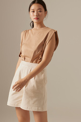 Priscilla Muscle Top in Brown