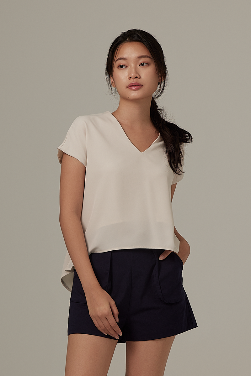 Ramona V-Neck Top in Cream