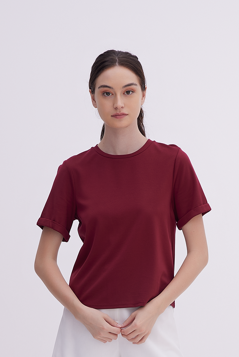 Odella Fitted Top in Burgundy