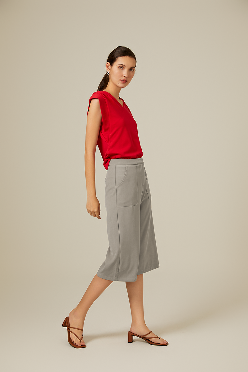 Josie Cuff Panel Sleeve Top in Red