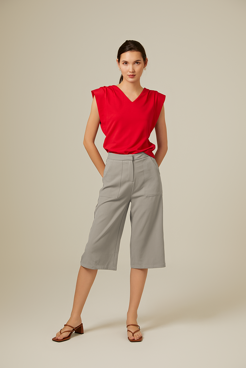 Josie Cuff Panel Sleeve Top in Red