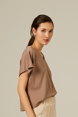 Bysha Batwing Jersey Tee in Truffle