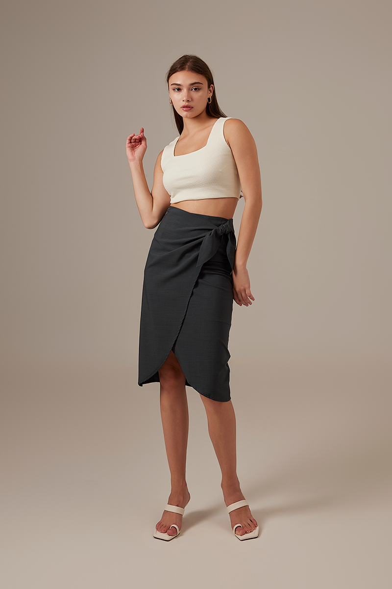 Vanessa Square Neck Fitted Crop Top in Cream