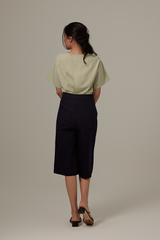 Ordens Boxy Top in Sage Green